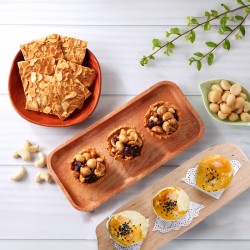 中秋月餅禮盒F（蛋黃酥4入+夏豆綜合堅果塔5入+杏仁瓦片8包）
